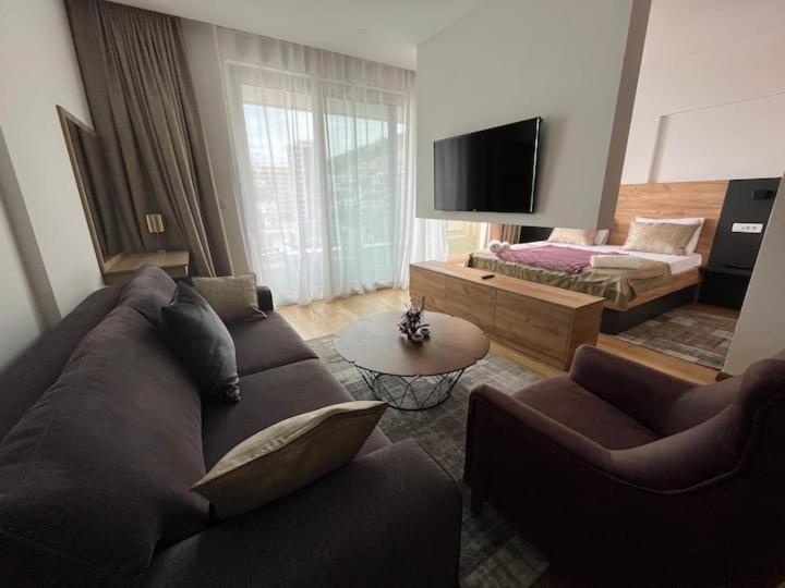 Apartments Lux ブドヴァ エクステリア 写真